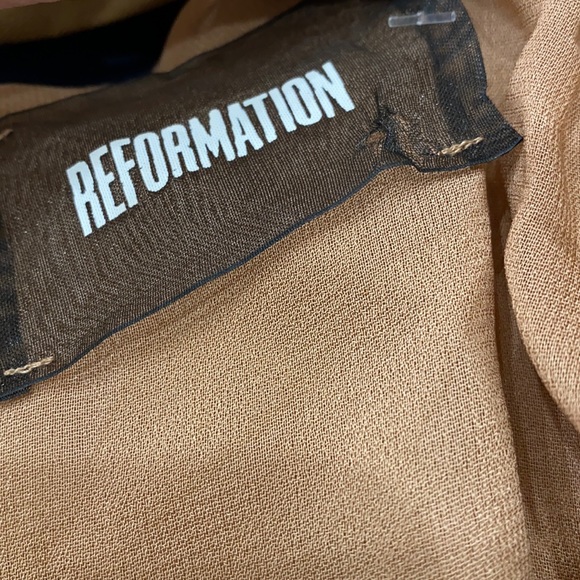 Reformation Darcy Dress in Buff - Picture 4 of 6